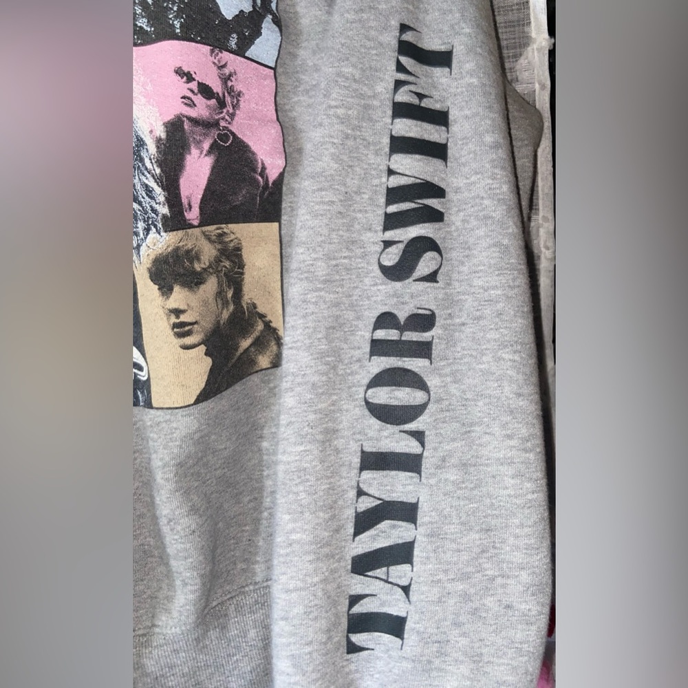 Taylor Swift Eras tour quarter zip!!